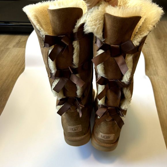UGG Womens Bailey Bow Tall II Boot Size 10 Chestnut Tan 1016434 Winter - Picture 13 of 16